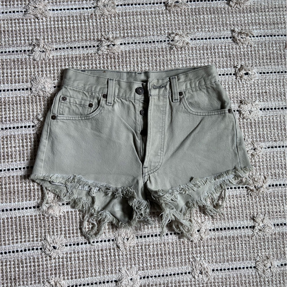 Urban Outfitters Levi’s High-Waisted Green Shorts
